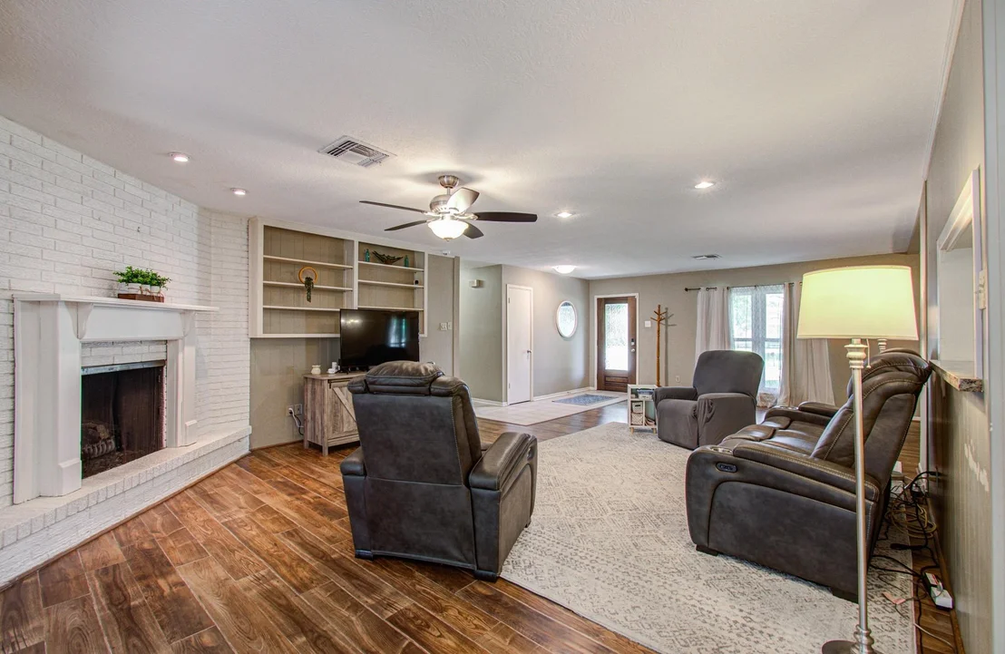 Photo of 4814 Burning Tree Drive