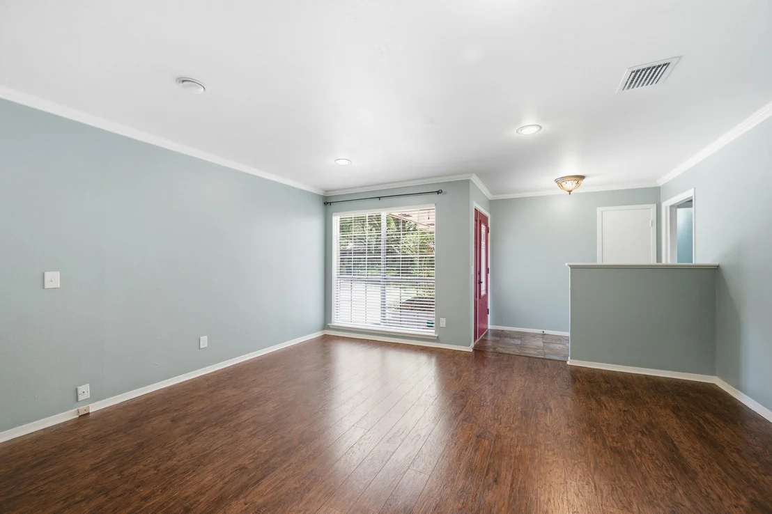 Photo of 1416 Linwood Drive