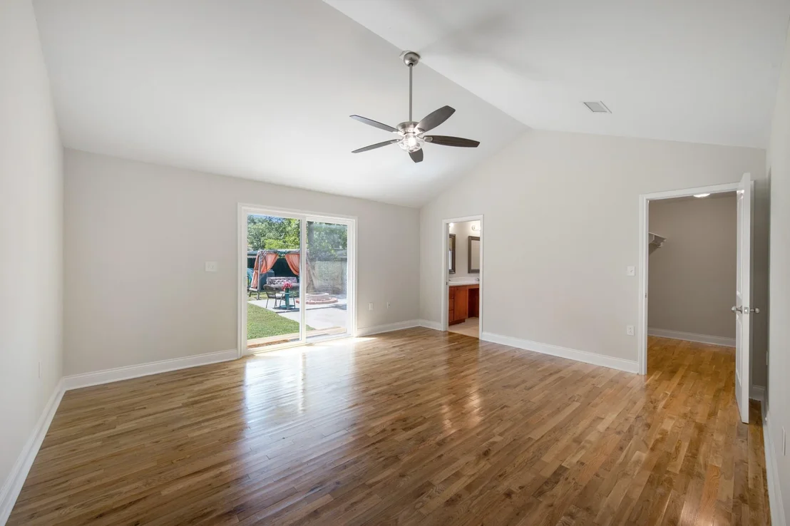 Photo of 10048 Crescent Drive