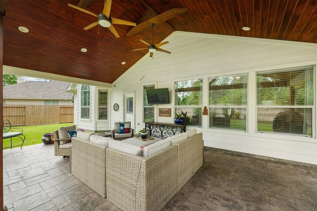 Photo of 21247 Albany Park Lane