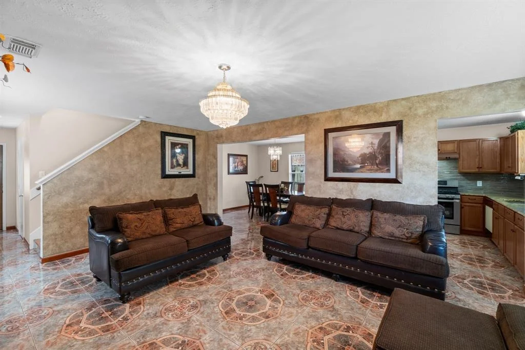 Photo of 16338 North Glade