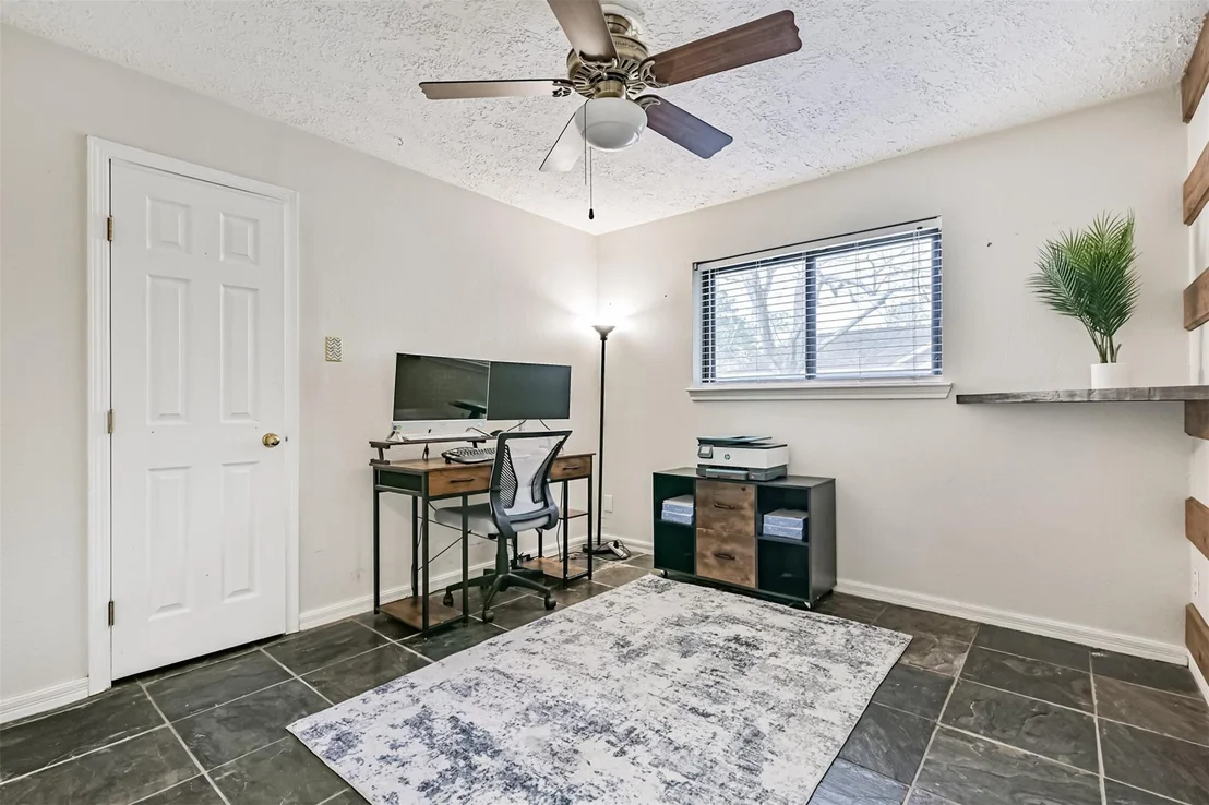 Photo of 910 Evergreen Drive