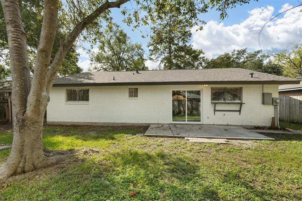 Photo of 23110 Ludgate Drive