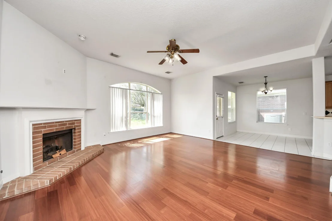 Photo of 19639 Azalea Brook Way
