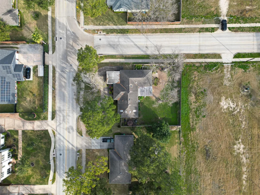 Photo of 1614 Wycliffe Drive