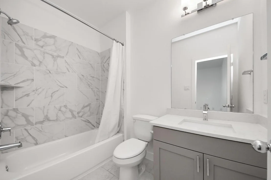 Photo of 18527 Centro Row