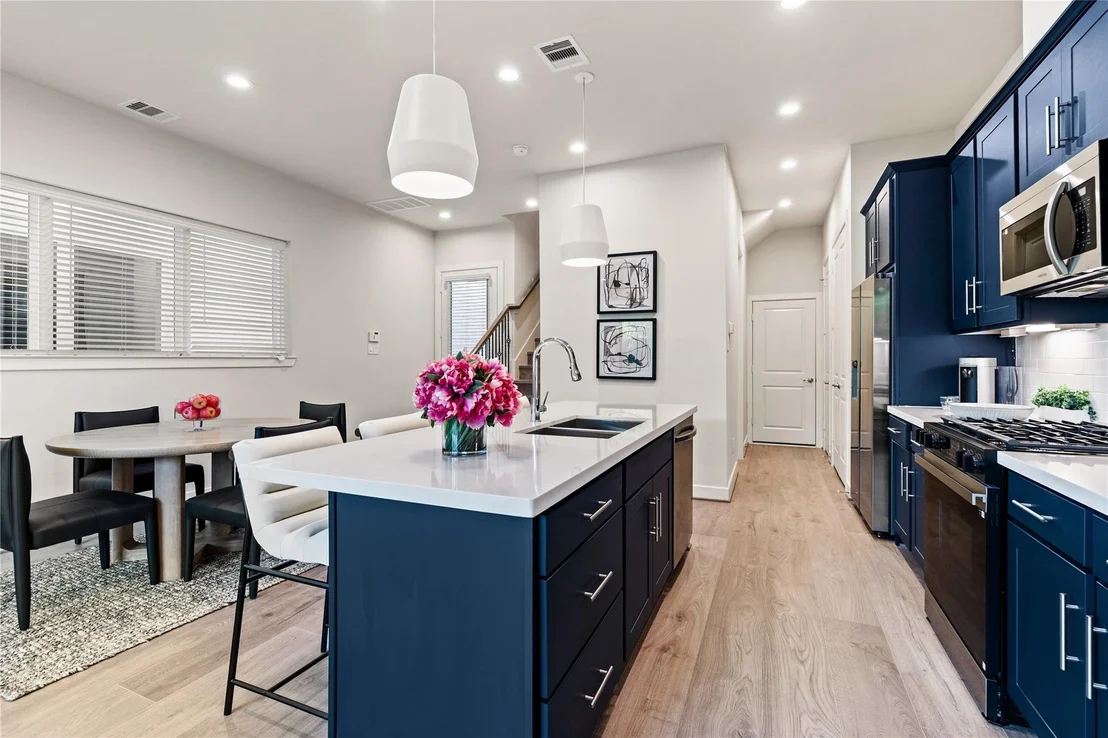 Photo of 3921 Willowbend Point Drive