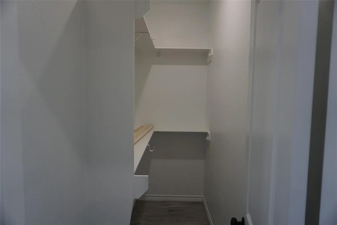 Photo of 10090 Calendar Street