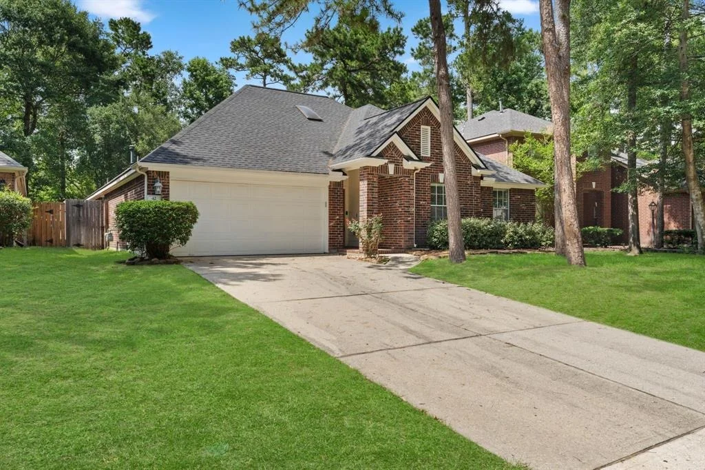 Photo of 42 Windswept Oaks Place