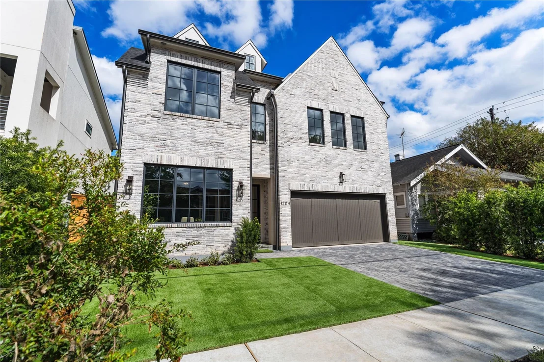Photo of 1204 Willard Street