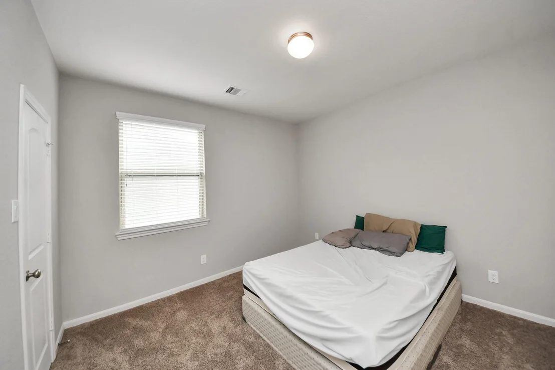 Photo of 23810 Providence Glen Trail
