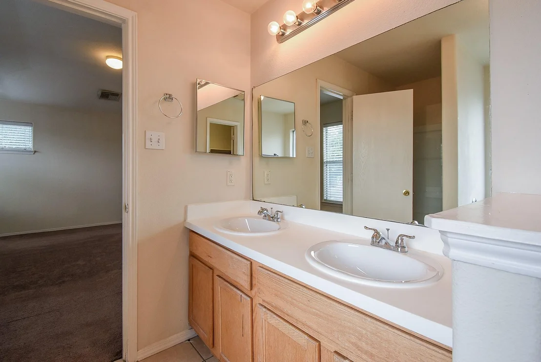 Photo of 18214 Olive Leaf Drive