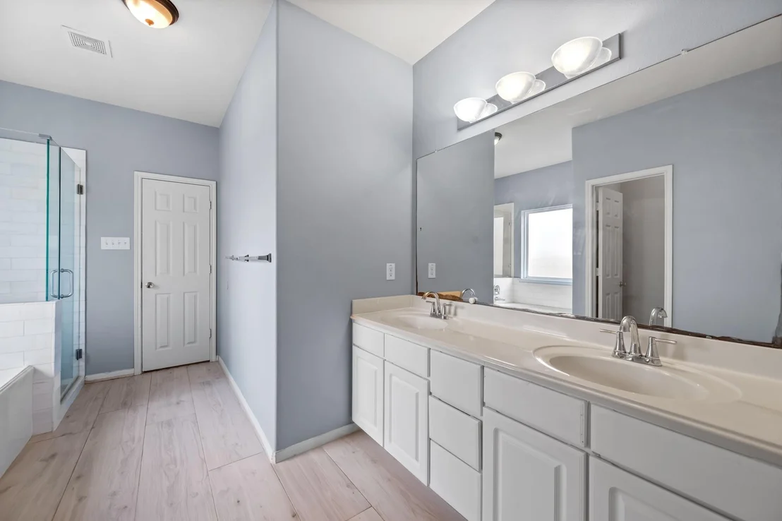 Photo of 903 Northgate Springs Drive