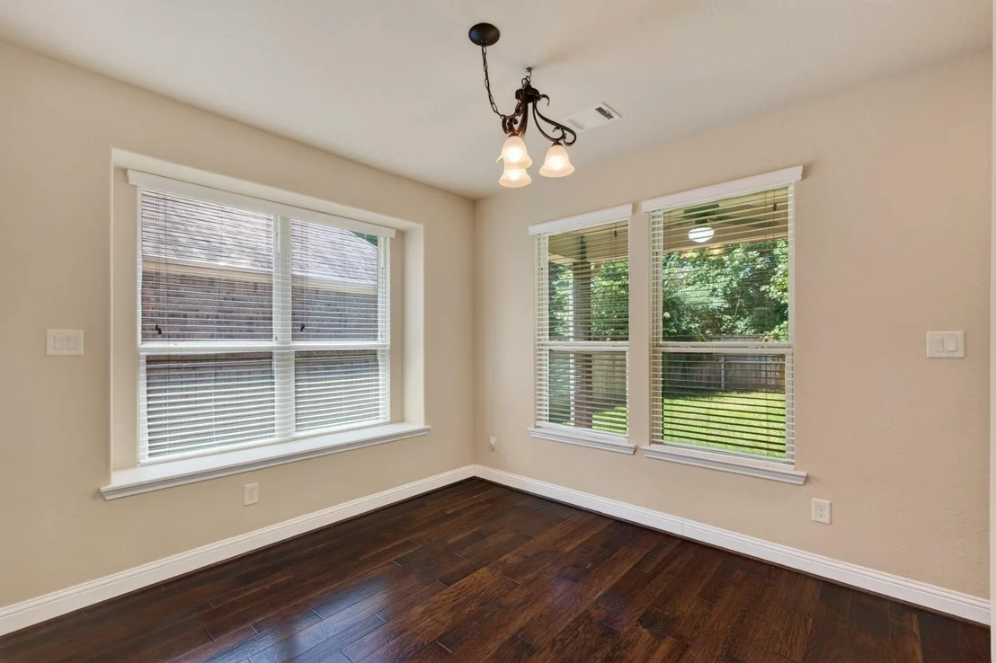 Photo of 31 Whispering Thicket Place
