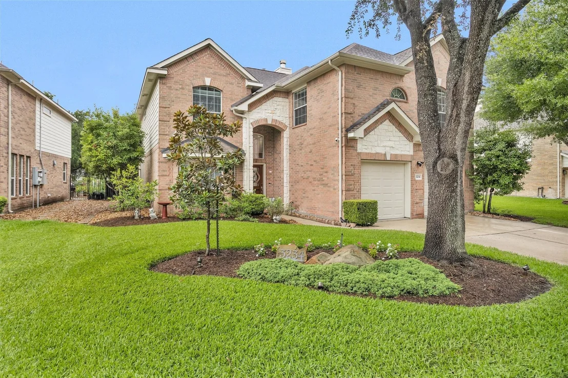 Photo of 3234 Abbott Lakes Lane