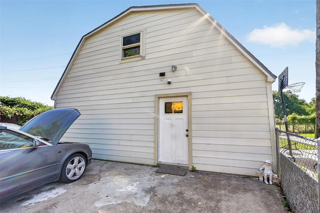 Photo of 621 Elsbeth Street