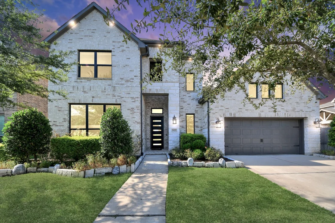 Photo of 1423 Hackberry Heights Drive