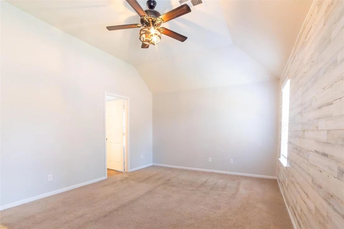 Photo of 10510 Chestnut Path Way