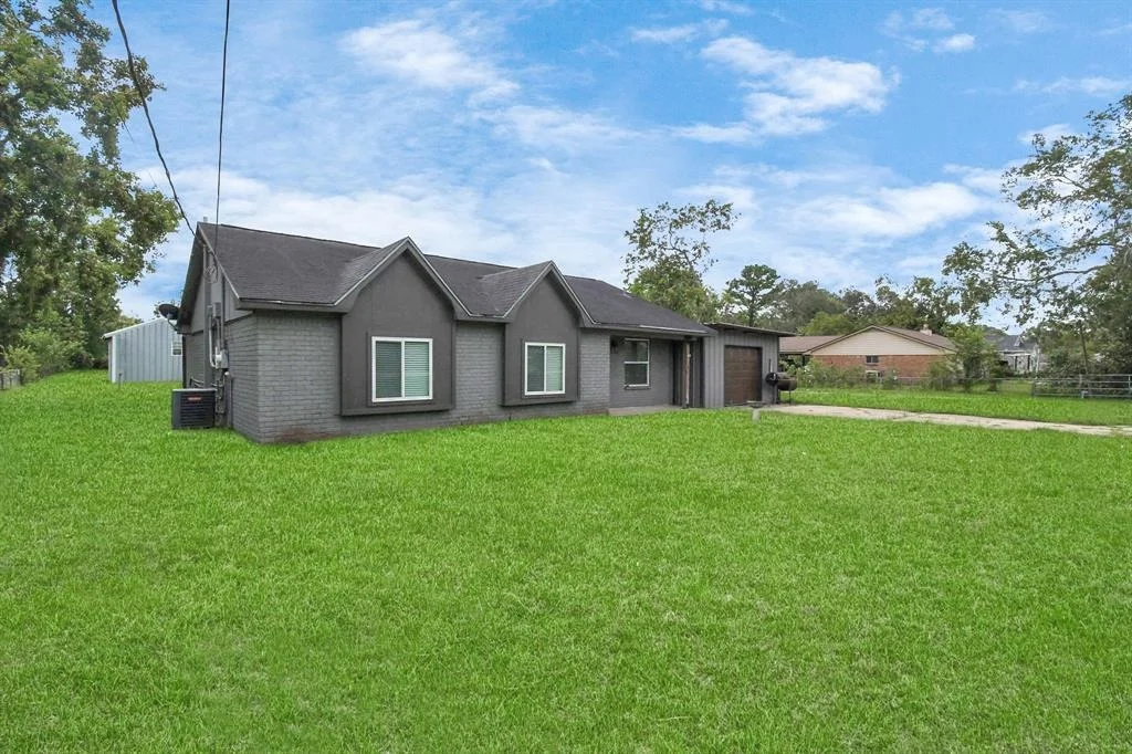 Photo of 3569 County Road 541