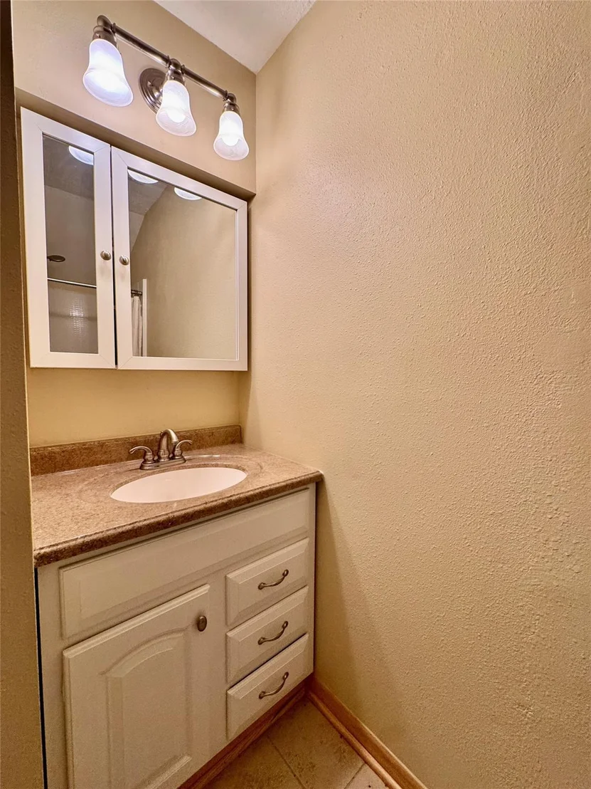 Photo of 83 Lakeside