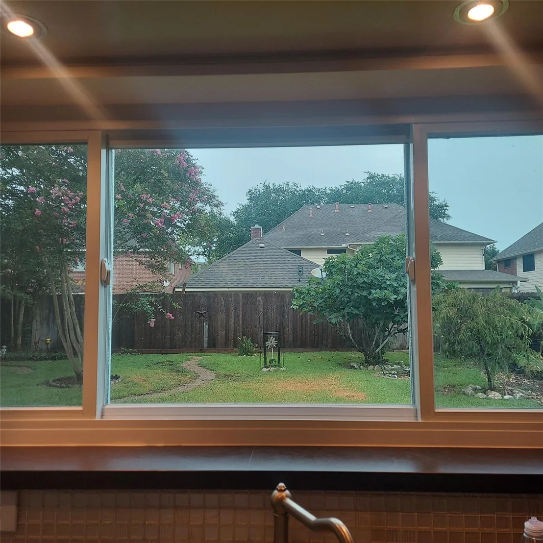 Photo of 6827 Trimstone Drive