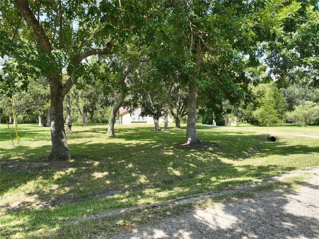 Photo of 9308 Acorn Drive