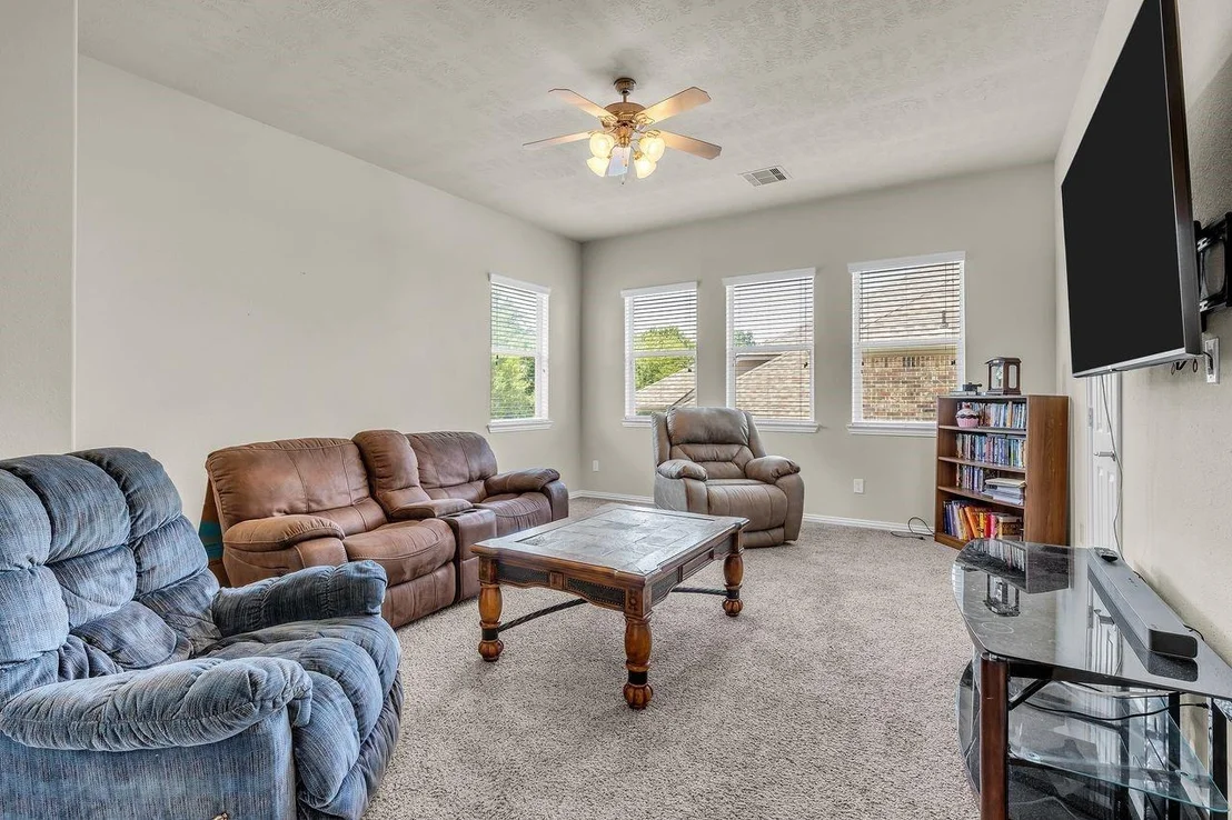 Photo of 13859 Shoreline Drive
