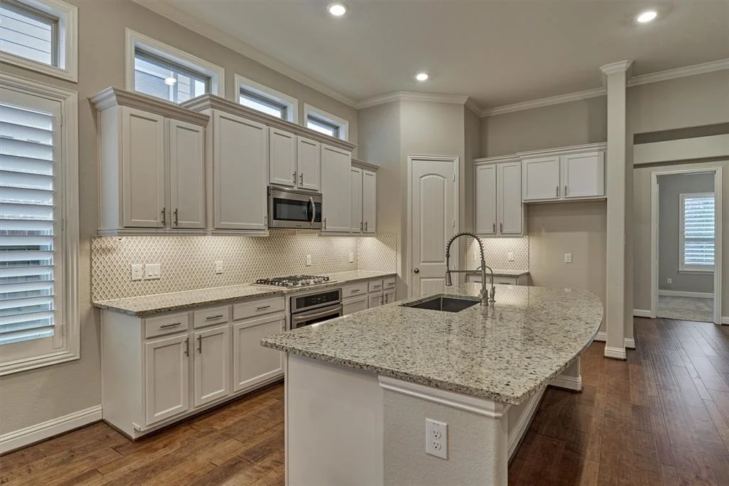 Photo of 553 Rolling Brook Lane