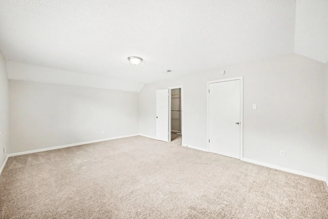 Photo of 18511 Sweetmeadow Drive