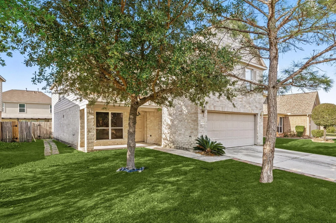 Photo of 8015 Narrow Brook Way