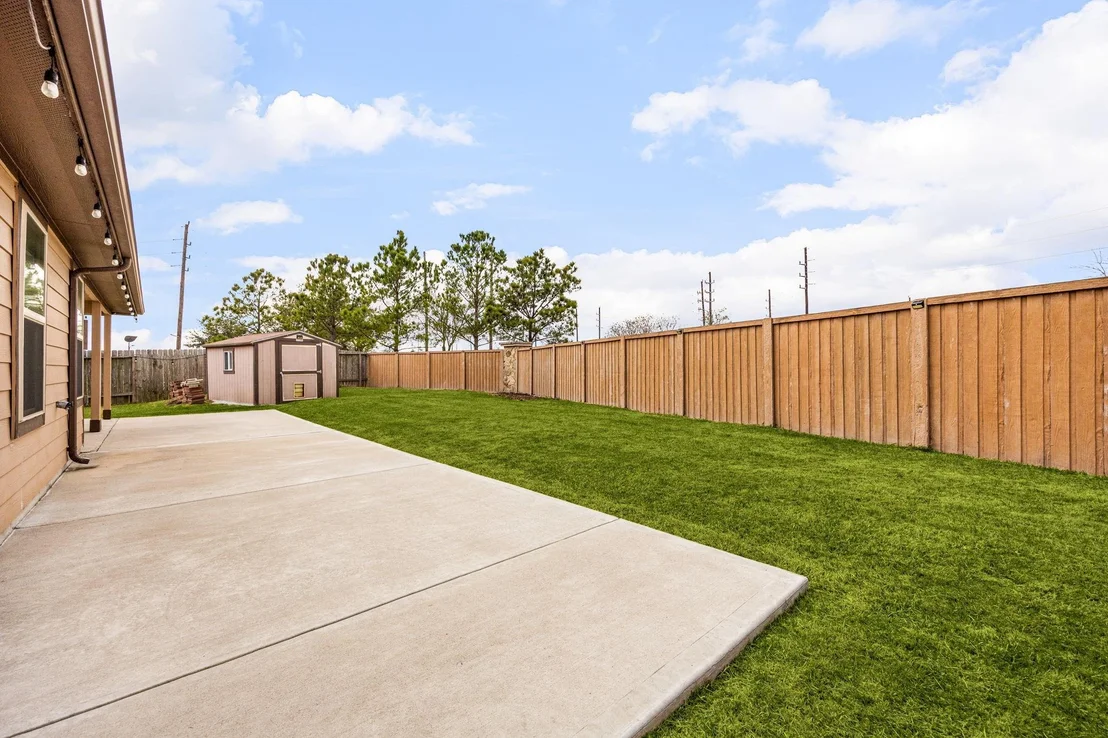 Photo of 18442 Grayson Bluff Way