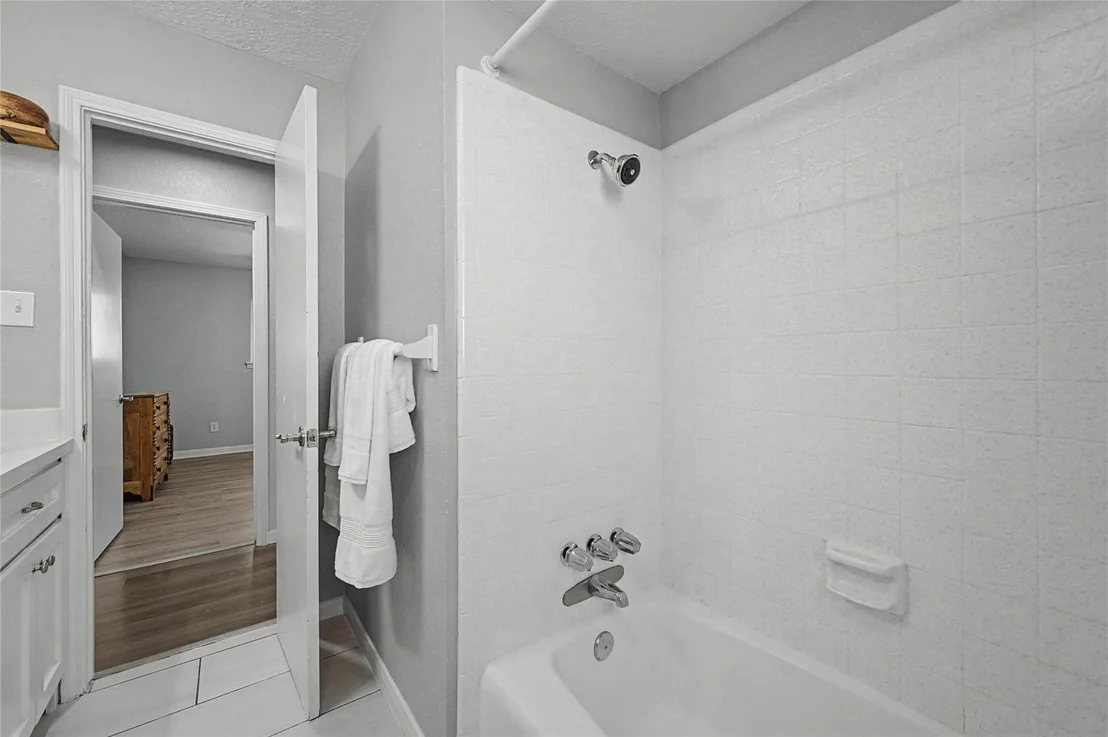 Photo of 1719 Eastvale Drive