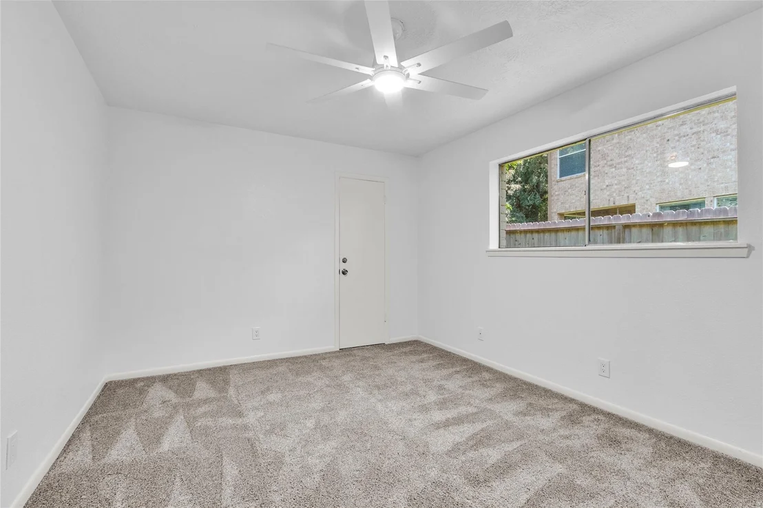 Photo of 11830 Thoreau Drive