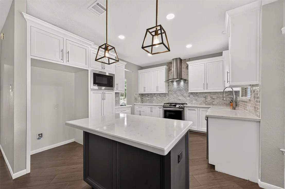 Photo of 10207 Tablerock Drive
