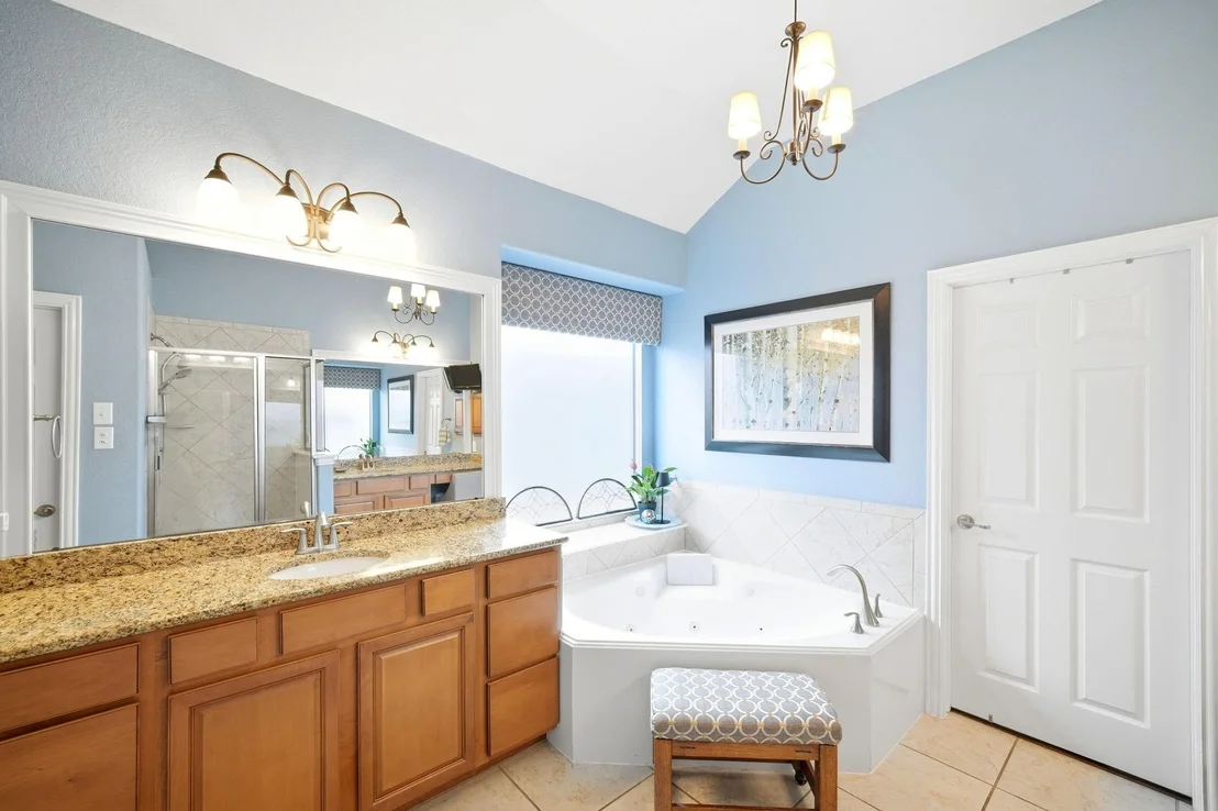 Photo of 25910 Northcrest Drive