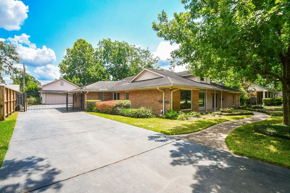 Photo of 1114 Guinea Drive