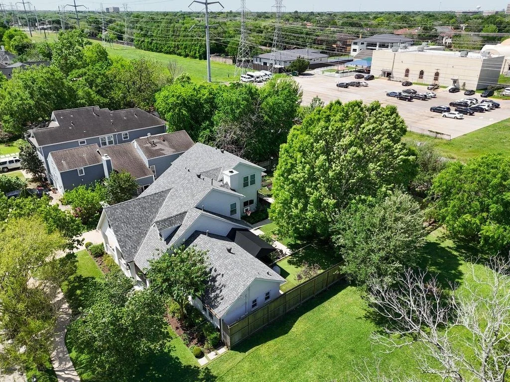 Photo of 6510 Community Drive