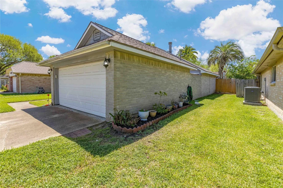 Photo of 15730 Castorglen Drive