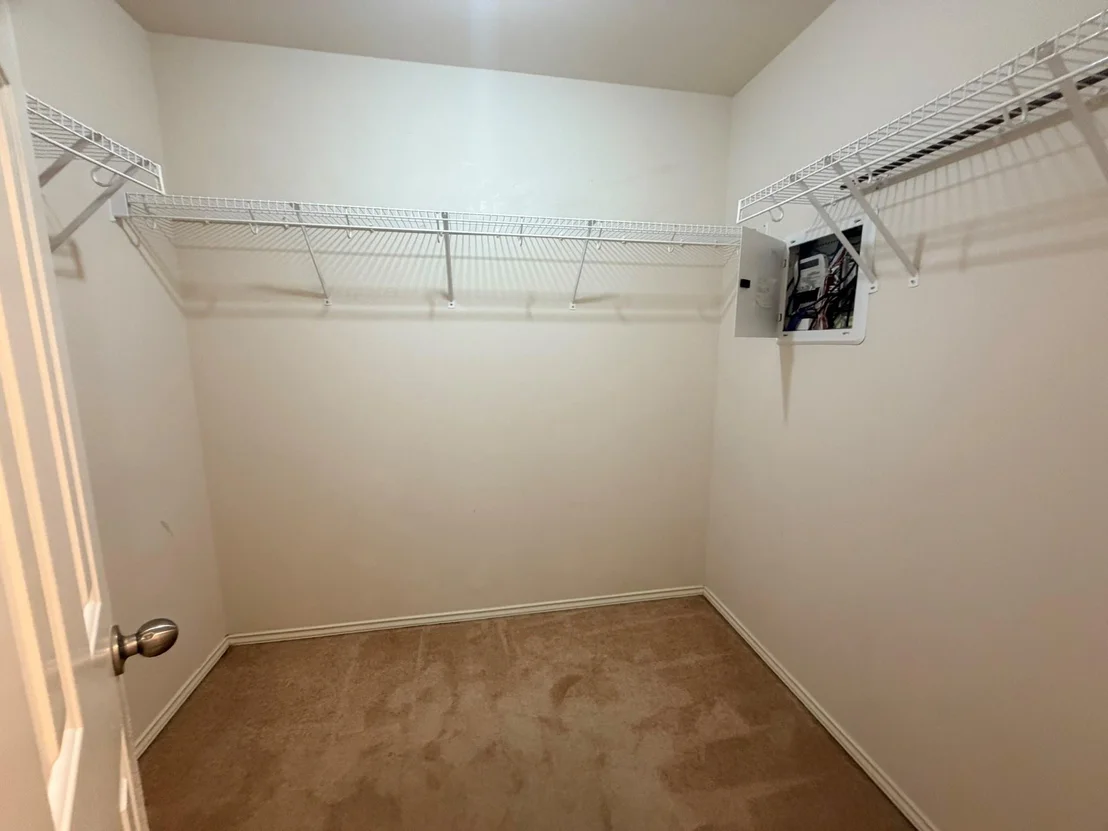 Photo of 316 Housefinch Loop
