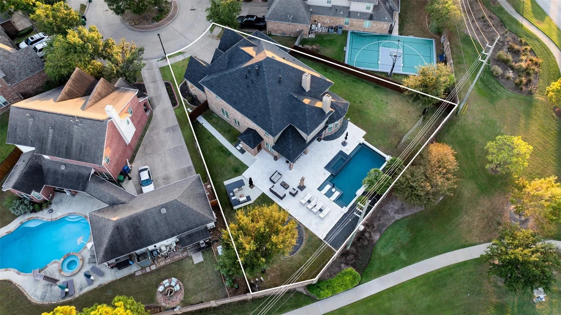 Photo of 5203 Jackson Park Lane