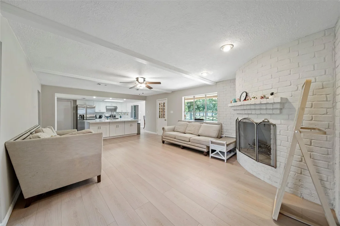 Photo of 26751 Willow Lane