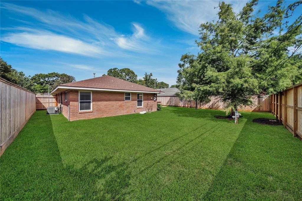 Photo of 1834 Millwood Drive