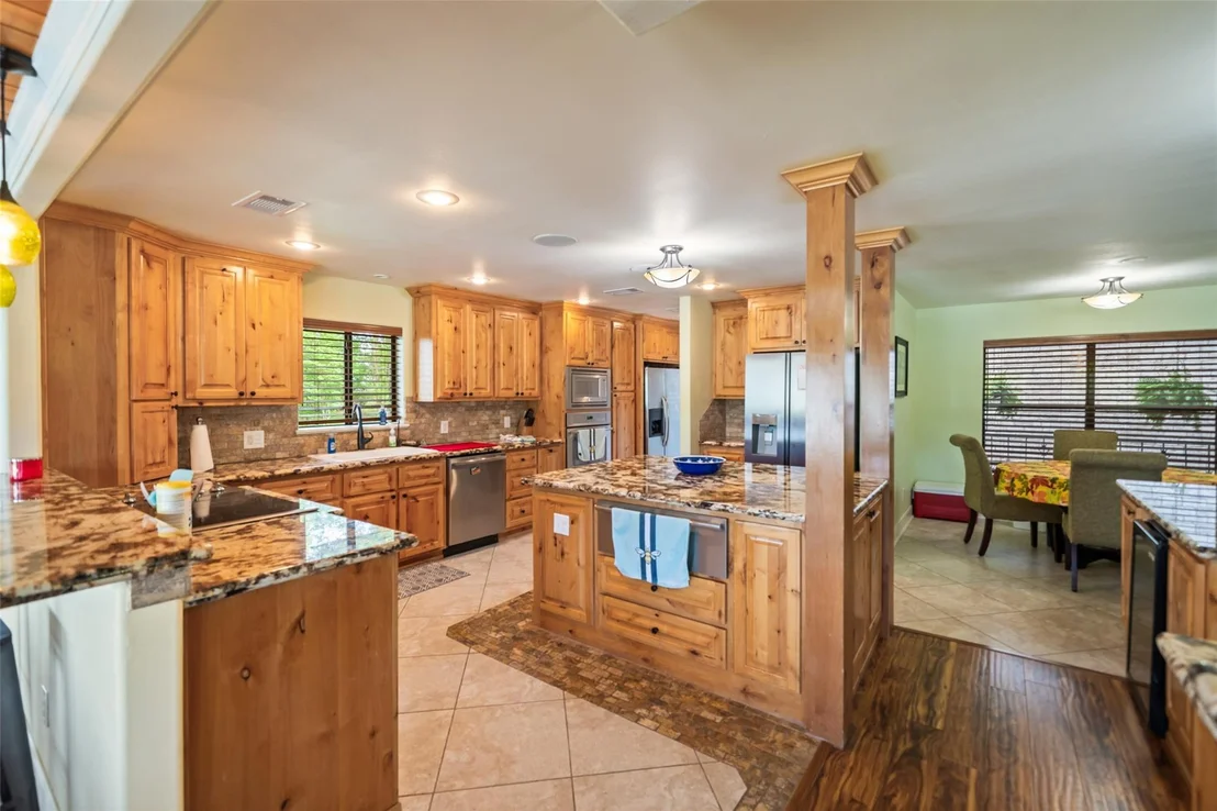 Photo of 121 Holiday Lane