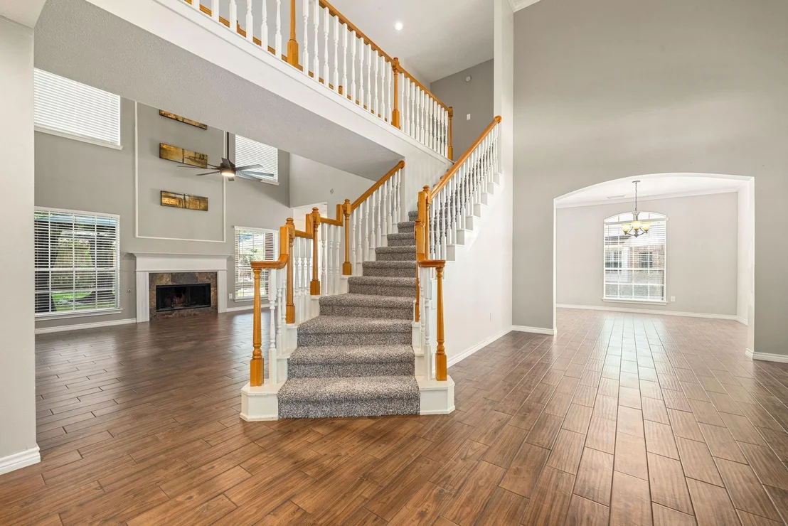 Photo of 303 S Cypress Estates Circle