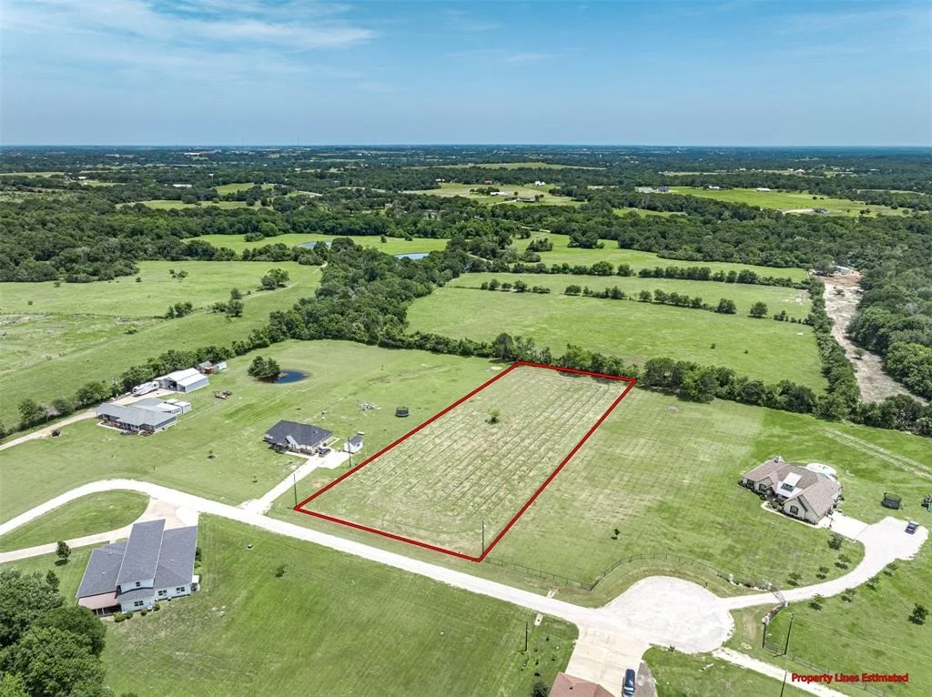 Photo of 831 Indian Hill Lane