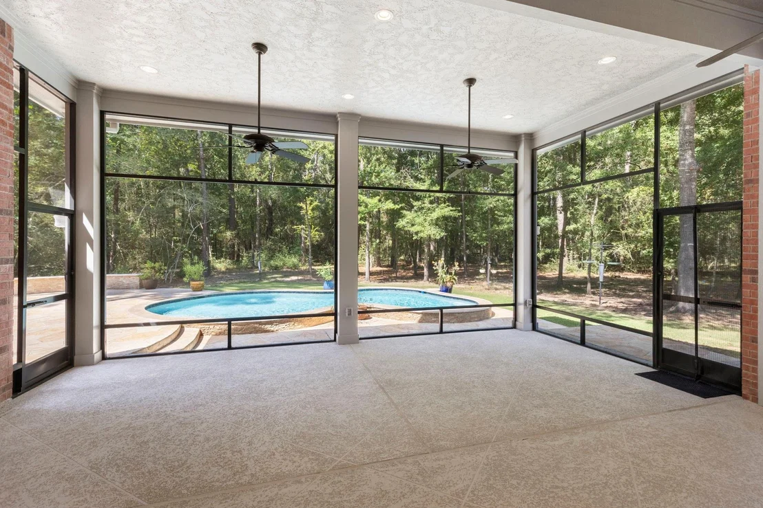 Photo of 10857 Lake Forest Drive