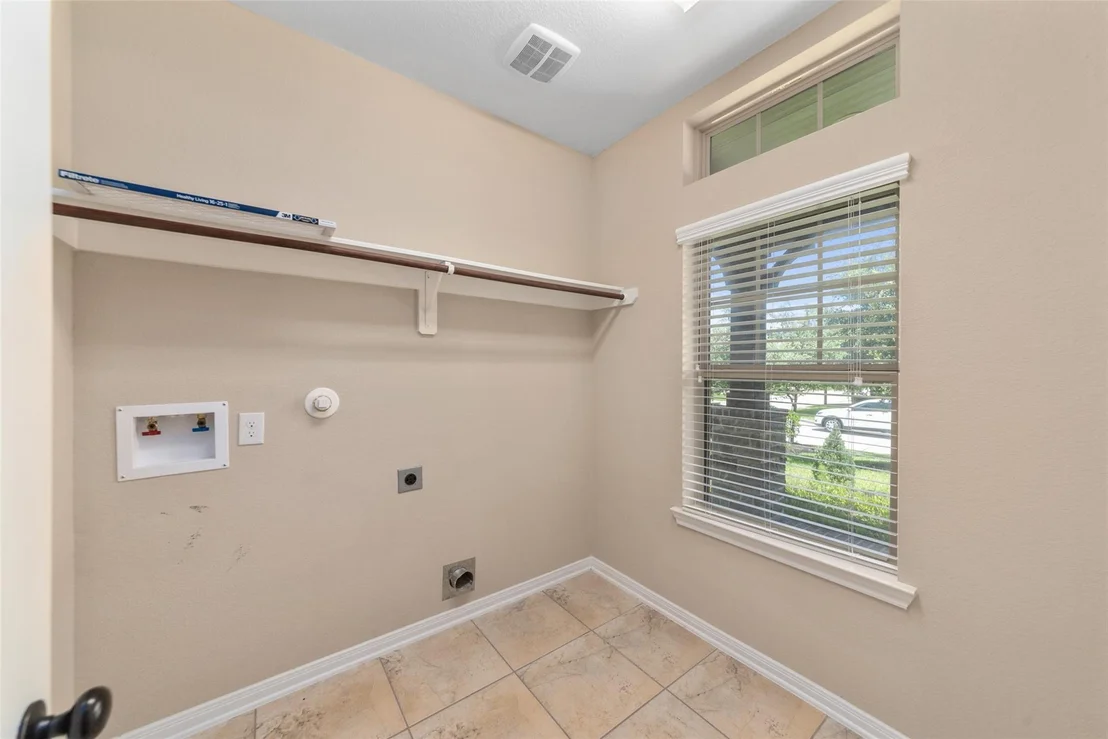 Photo of 15 Butternut Grove Place