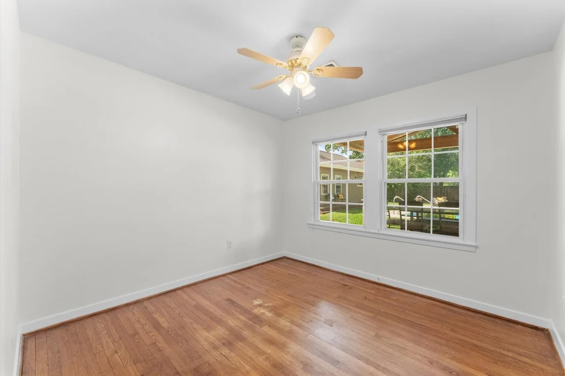 Photo of 4010 Brookwoods Drive