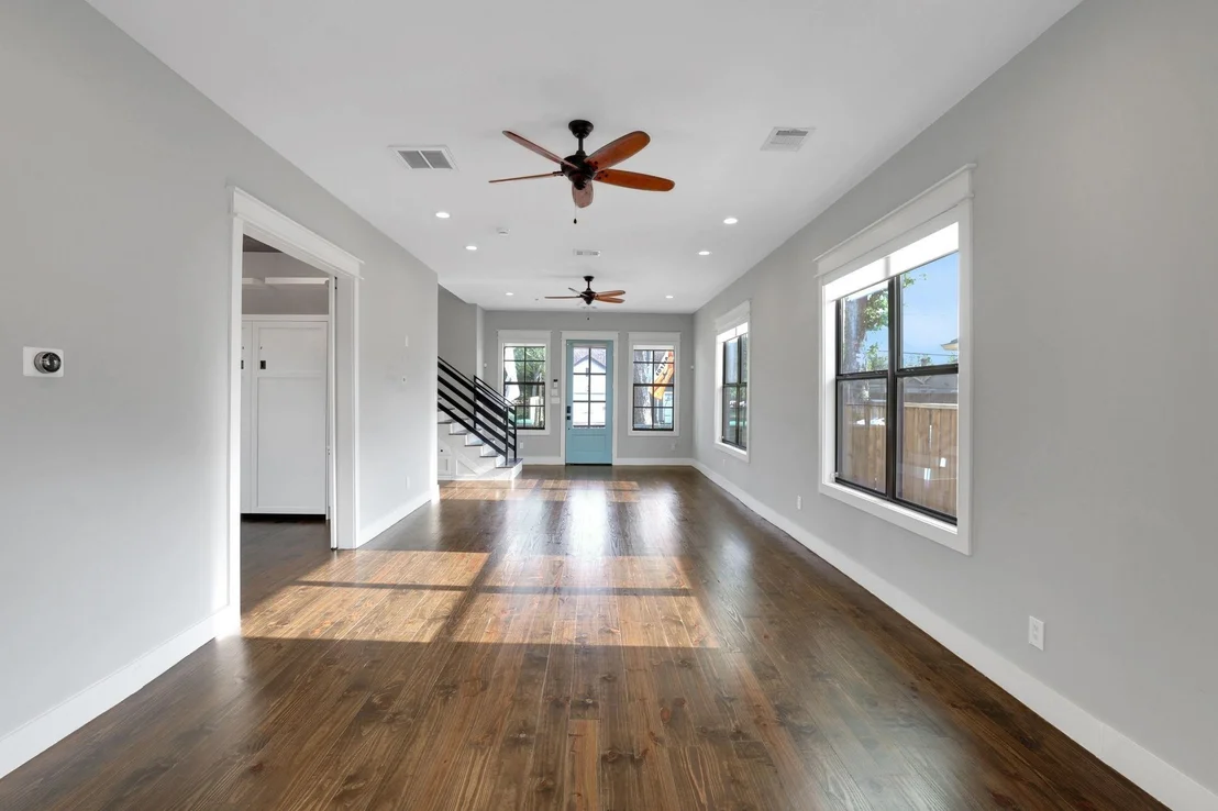Photo of 914 Robbie Street