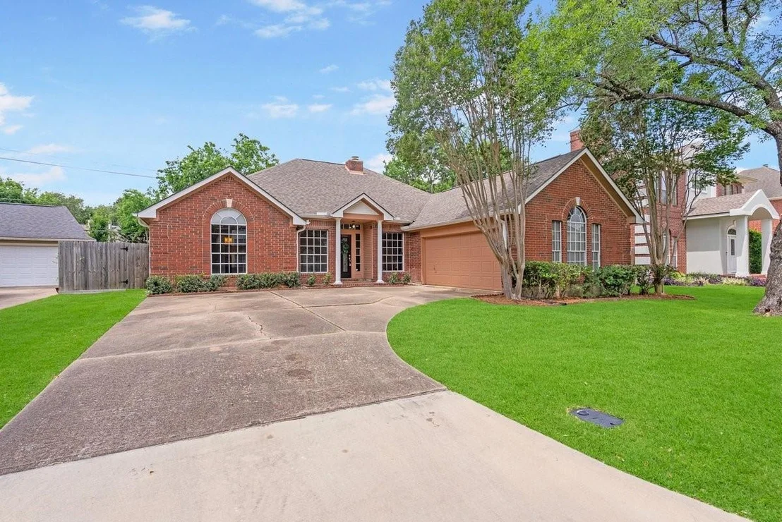 Photo of 3210 Ashfield Drive